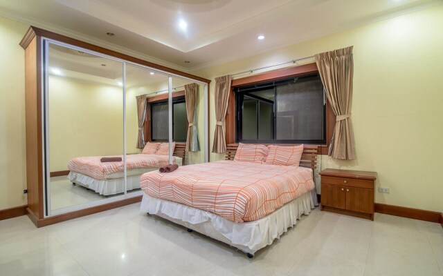 Baan Palm Party Pool Villa