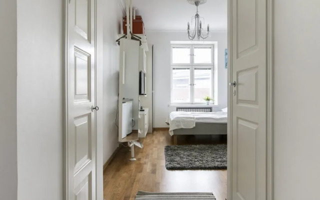 2ndhomes Bright Top Floor Studio in Fredrikinkatu
