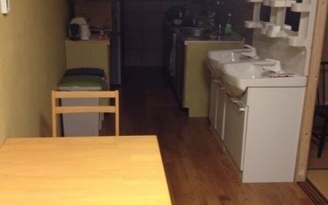 Shin-Osaka Backpacker's Hostel