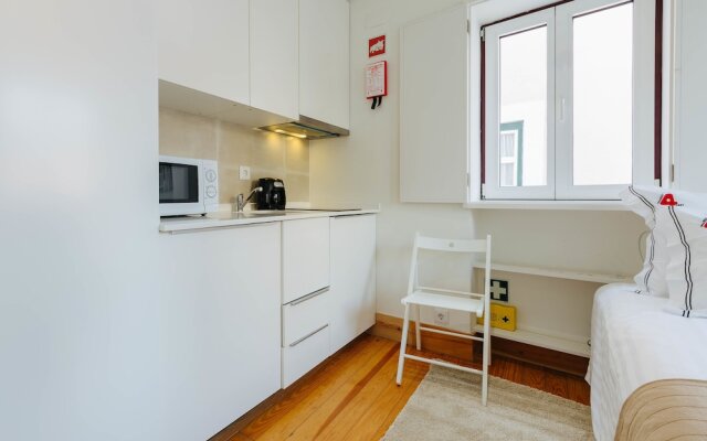 Rent4Rest Mouraria Lisbon Apartments