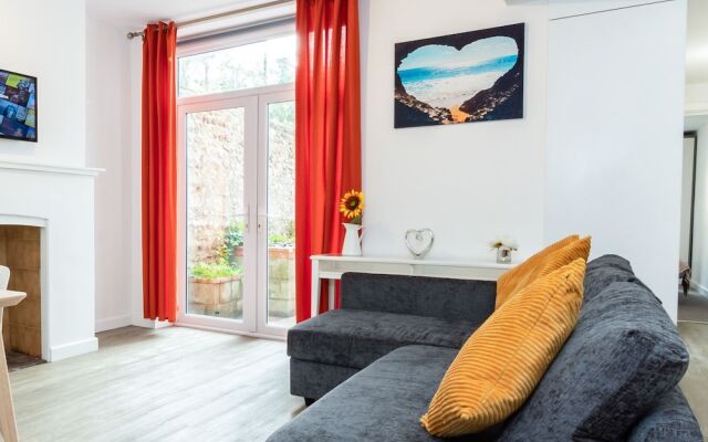 Clyde Road - Brighton - Guest Homes