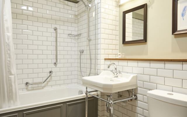 Pen & Parchment Inn by Greene King Inns