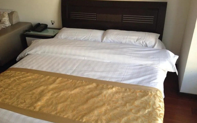 Beijing Guoji Apartment Hotel