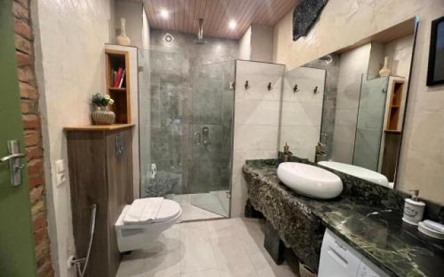 T2&T3 Rooms Levanto