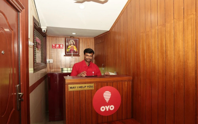 OYO 6711 Geojo Residency
