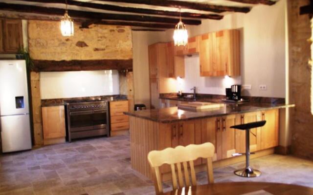 16th C Maison Bourgeois