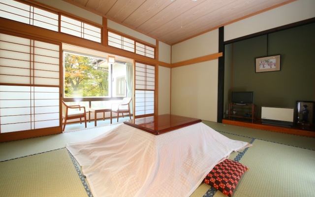 Guesthouse Moegi – Guest Rooms – Yamanakako