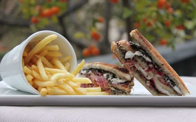 Hilton Kansas City Airport