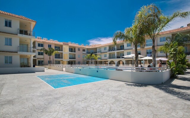 Cyprus Apartment Palm 101 Gold