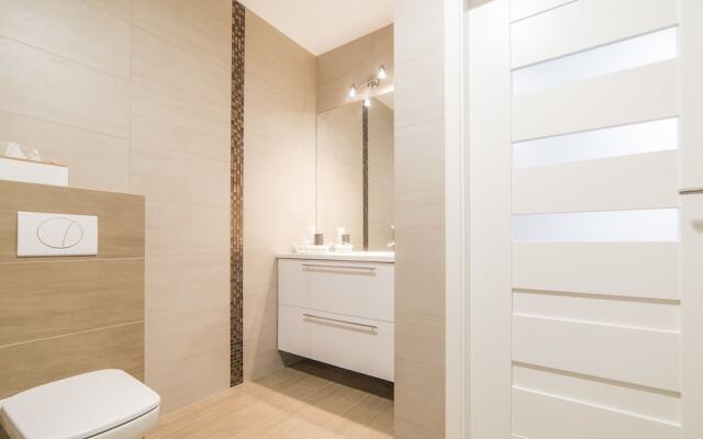 Golden Sun Apartments  - Solny