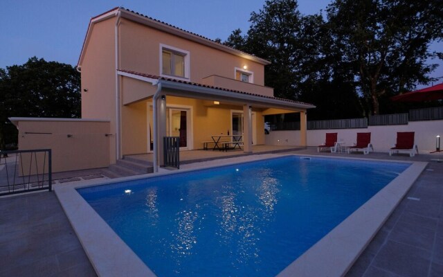 Villa Boscari Relaxing Villa at the end of Village