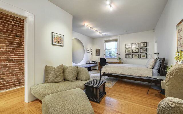 Newly Remodeled Loft In Lower Nob Hill 2 Bedroom Home by RedAwning