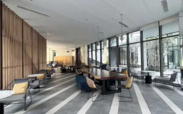 Genius Saigon - Luxury Apt walk to SECC