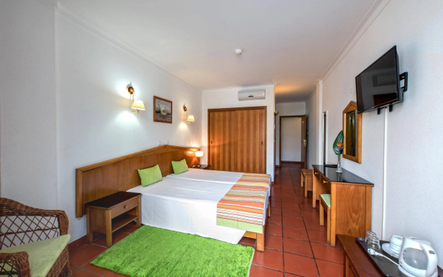 Hotel Colina do Mar