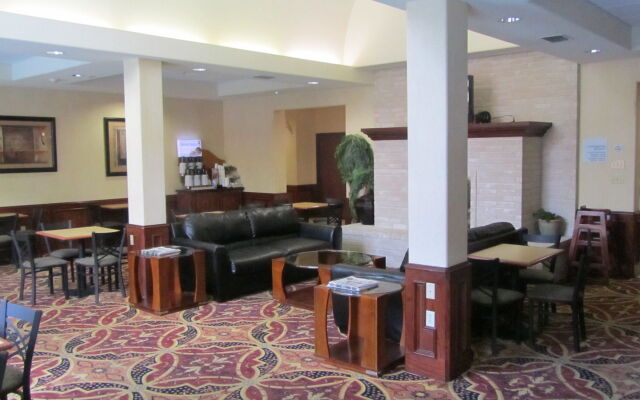 Holiday Inn Express Hotel & Suites Weslaco by IHG