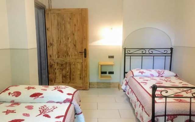 Spoleto By The Pool Whole Villa - Sleeps 24