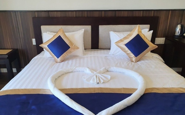 Starlight Villa Beach Resort & Spa – Guest Rooms – Thuan Nam