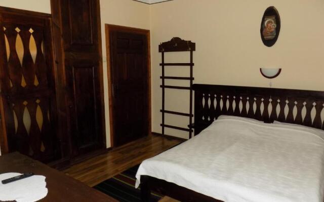 Dona Guest House