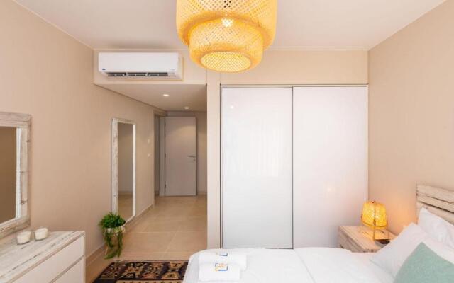 Pleasant & Calming 1 BDR Mangroovy Free Pool & Beach Access