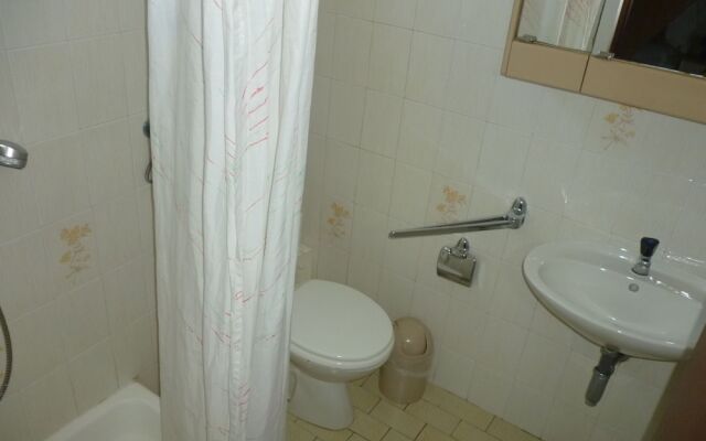 Apartments Zaterini-on Quiet Location