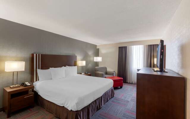 Best Western Plus Toronto Airport Hotel