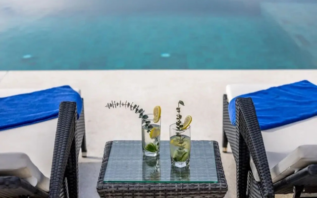 Beautiful 4 Bedroom Luxury Villa with Sea Views - KBR2