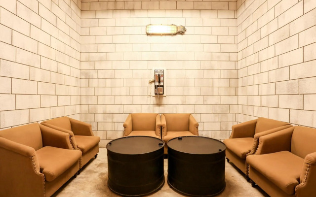 Hotel Papa Whale