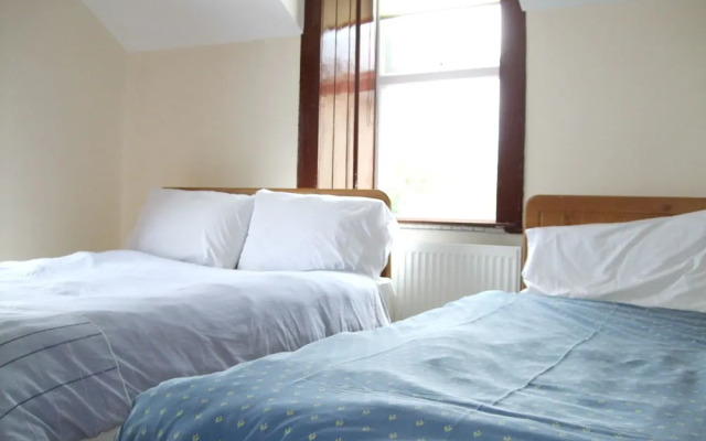Homefield Rock Hostel