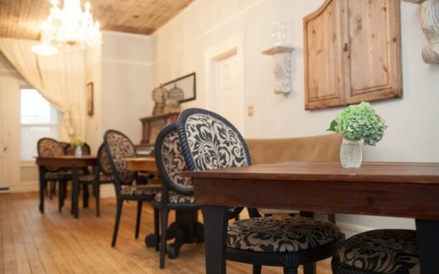 Lake Guntersville Bed and Breakfast