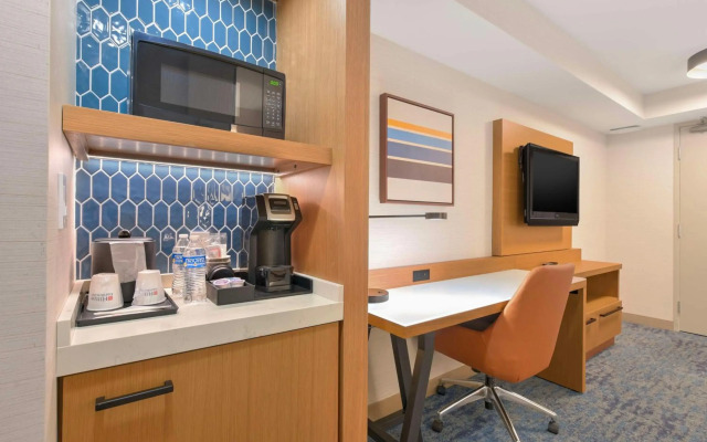 Hilton Garden Inn LAX El Segundo