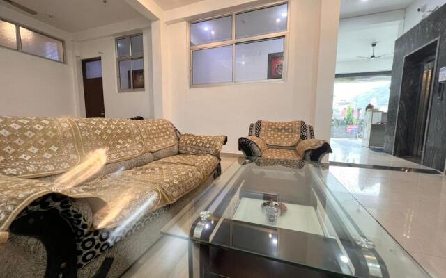 Hotel Manikut