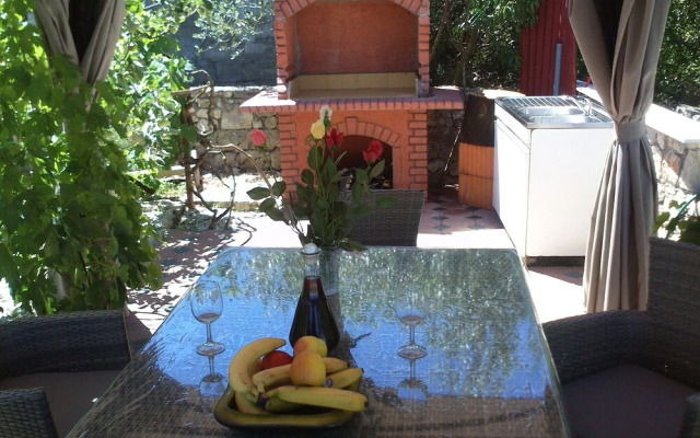 Villa Velin Apartments