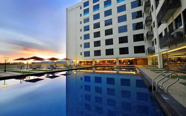 Ming Garden Hotel and Residences