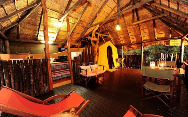iKhaya LamaDube Game Lodge