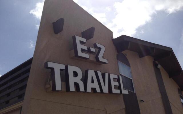 EZ Travel Inn