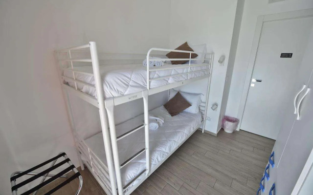 B&B Wojtyla Airport Bari