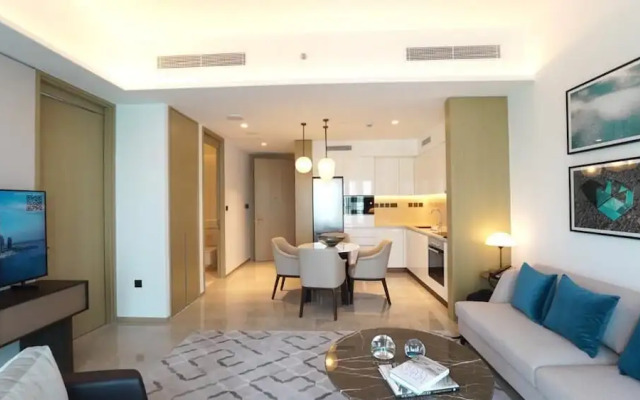 High Floor Stylish 1BR Address Harbour