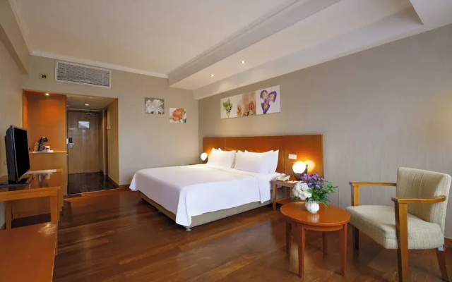 Artotel Gelora Senayan Jakarta