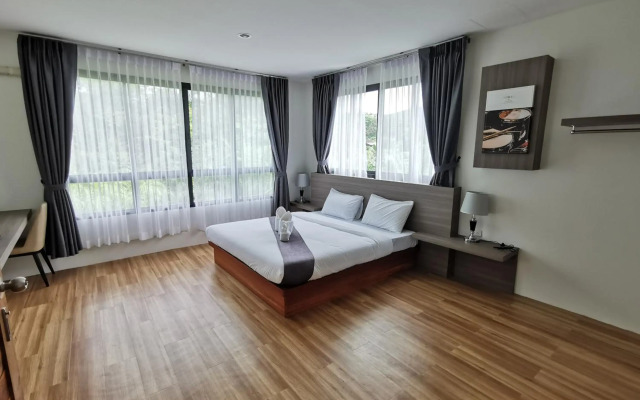 Nana Beach Hotel