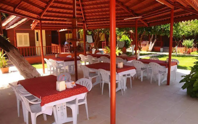 Toll Hotel
