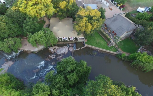 Africlassic River Lodge- Rivonia