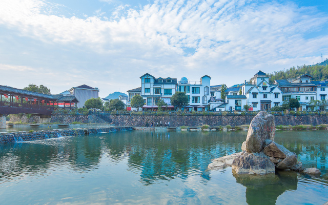 Floral Hotel·Jiujiu hotel in Qiandao Lake