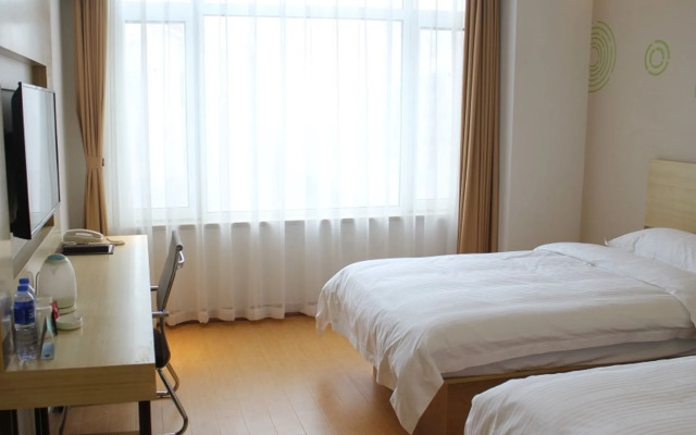 GreenTree Inn Dalian Dalian North Railway Station Express Hotel