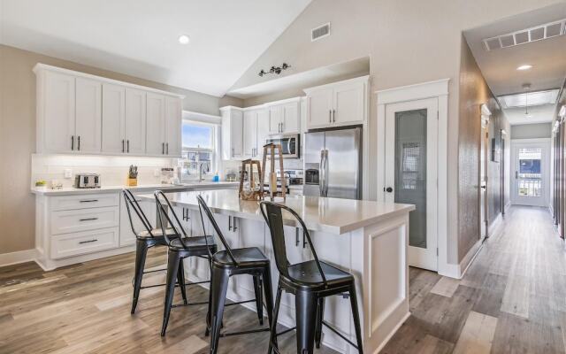 Blue Skies & Salty Vibes