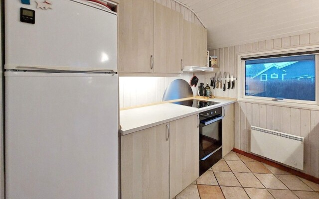 6 Person Holiday Home in Hemmet
