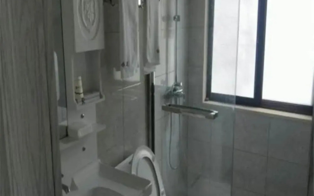 Xinchang Yunqi Small Building House