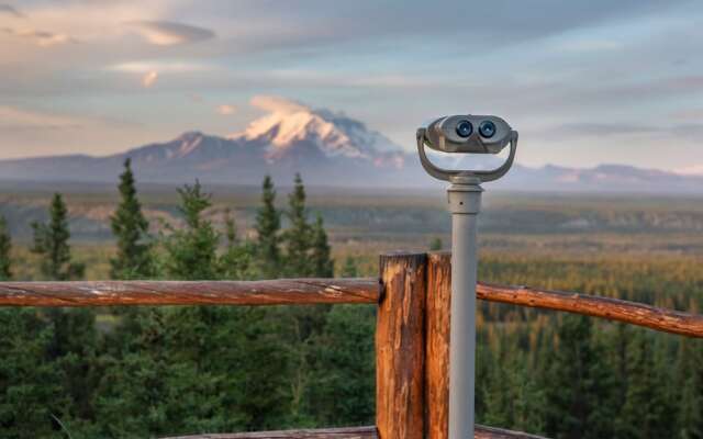 Copper River Princess Wilderness Lodge
