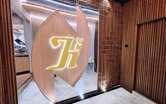 Hyper Inn