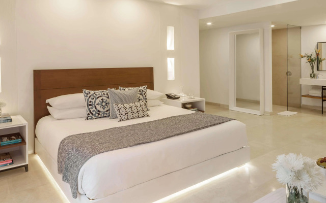 Nacar Hotel Cartagena, Curio Collection by Hilton
