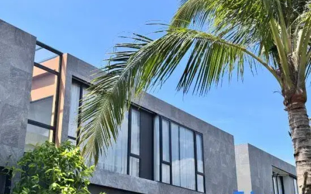 3 Bedroom Seaview Pool Villa | near Chalong Pier | Phuket | Warm Plus